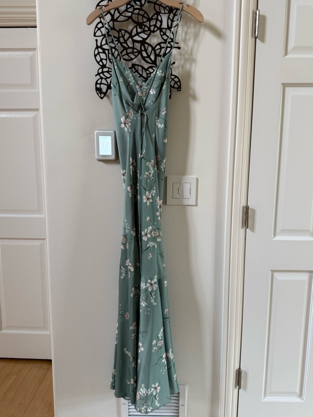 Birdy Grey Mai Dress Matte Satin Sage Le Fleur S NWOT - Picture 10 of 13